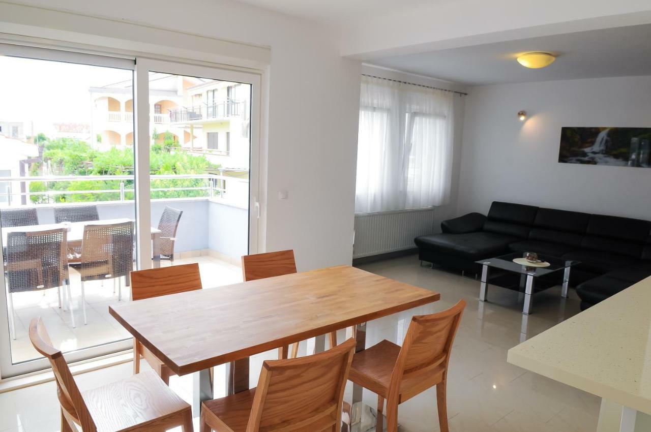 Apartments Anamarija Σπλιτ Εξωτερικό φωτογραφία