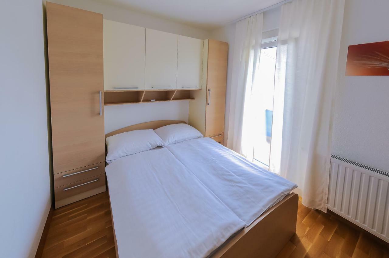 Apartments Anamarija Σπλιτ Εξωτερικό φωτογραφία