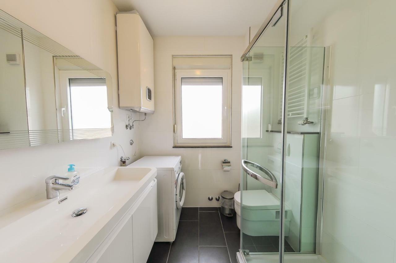 Apartments Anamarija Σπλιτ Εξωτερικό φωτογραφία