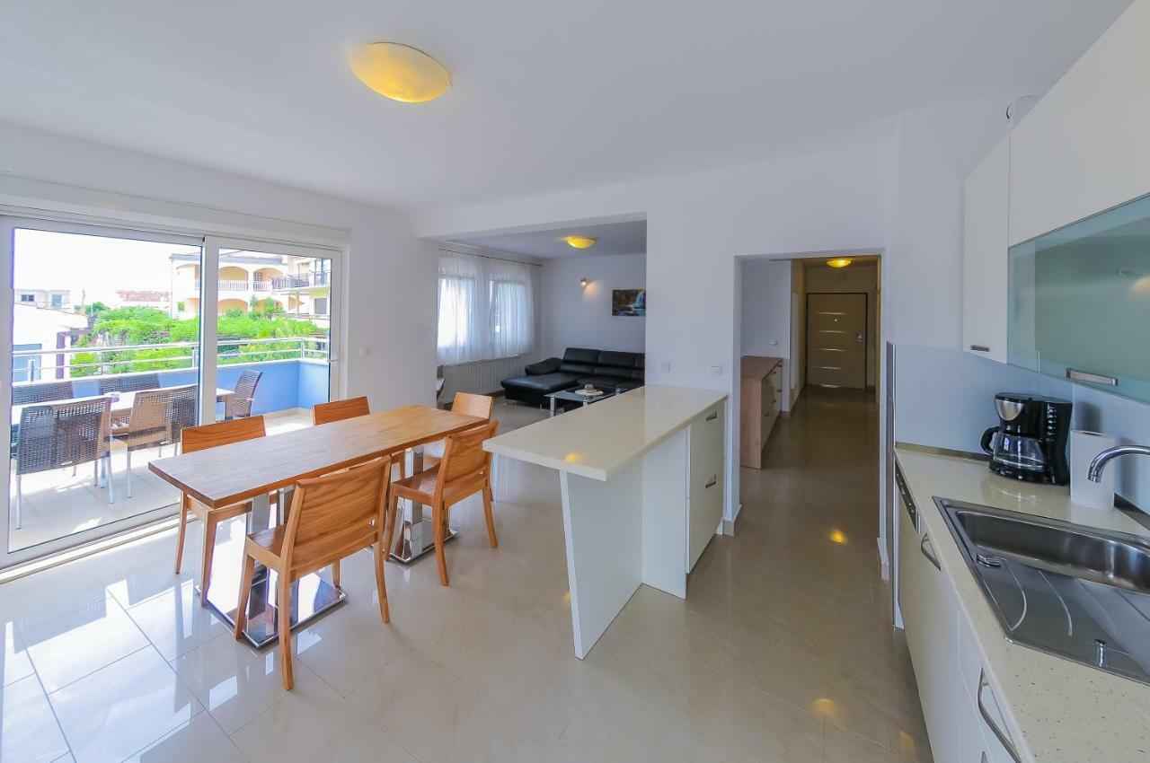 Apartments Anamarija Σπλιτ Εξωτερικό φωτογραφία