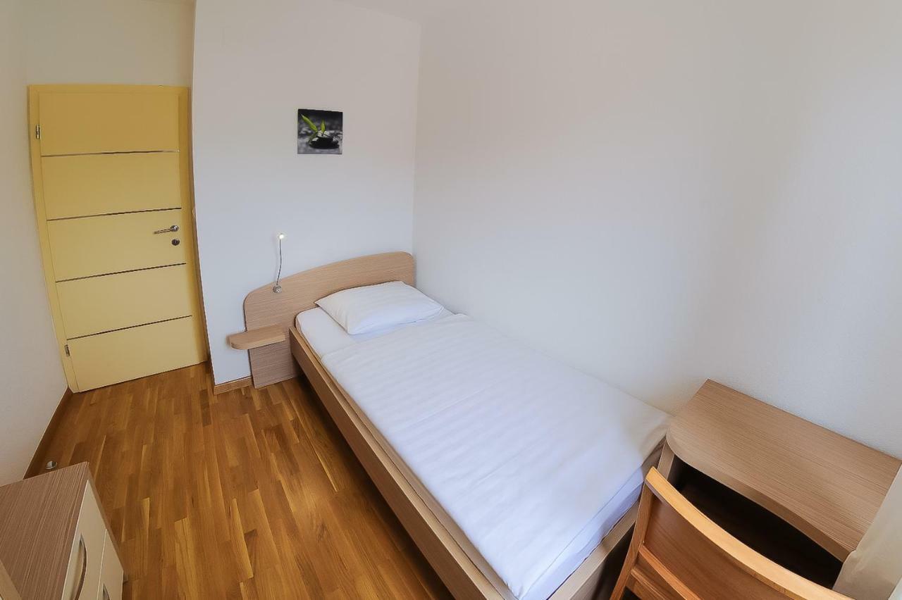 Apartments Anamarija Σπλιτ Εξωτερικό φωτογραφία