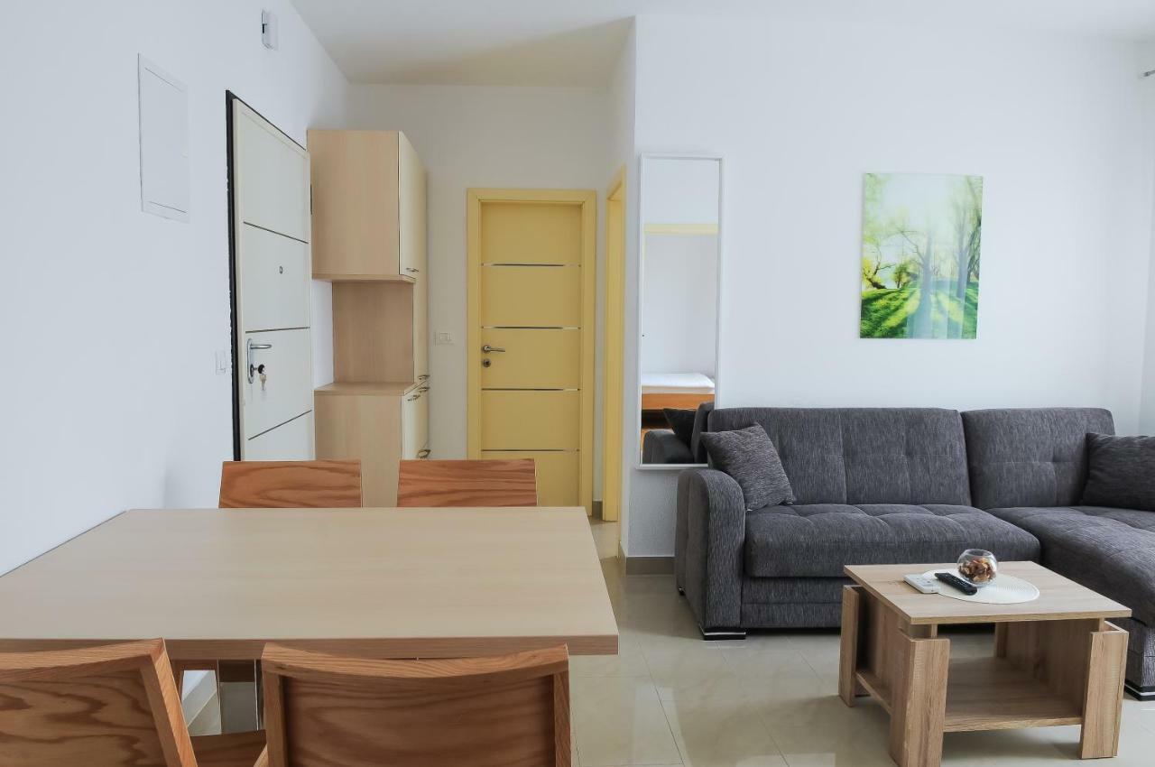 Apartments Anamarija Σπλιτ Εξωτερικό φωτογραφία