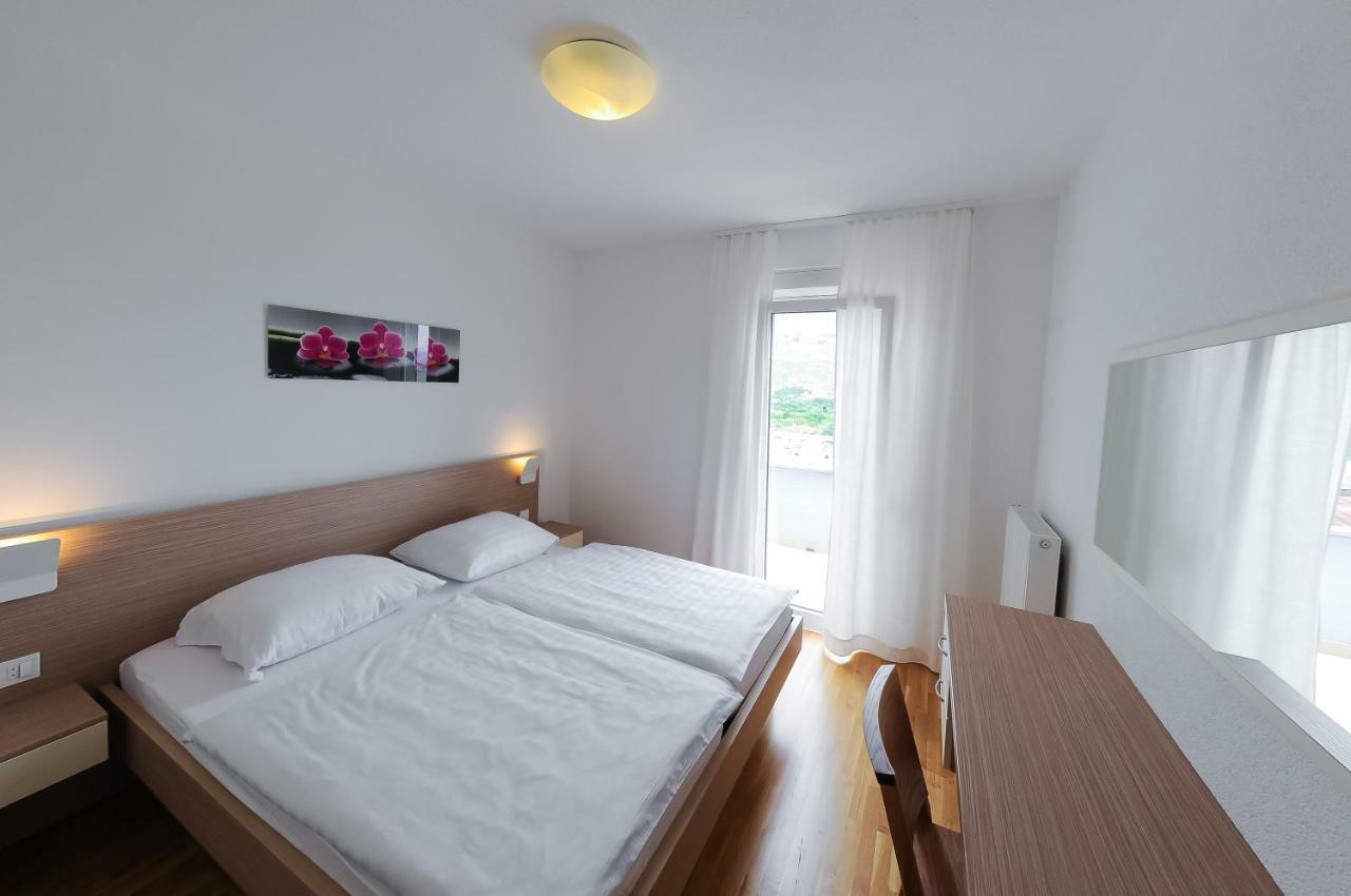 Apartments Anamarija Σπλιτ Εξωτερικό φωτογραφία